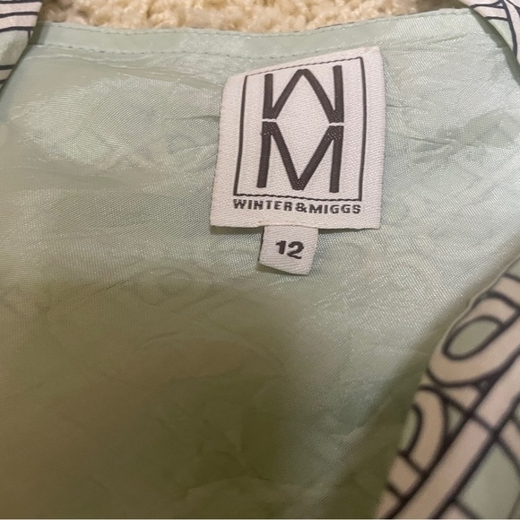 Winter & Miggs Silk Halter Blouse with Bow Back – Geometric Print, Open Back - Picture 6 of 11